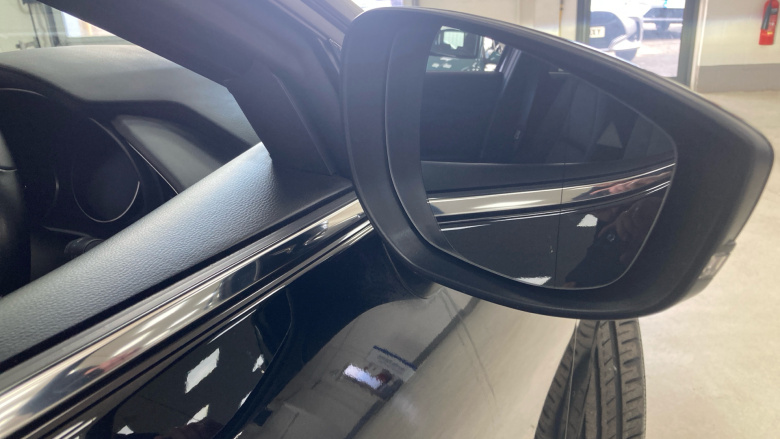 Mazda 3 2.0 e-Skyactiv G MHEV Homura 5dr Petrol Hatchback